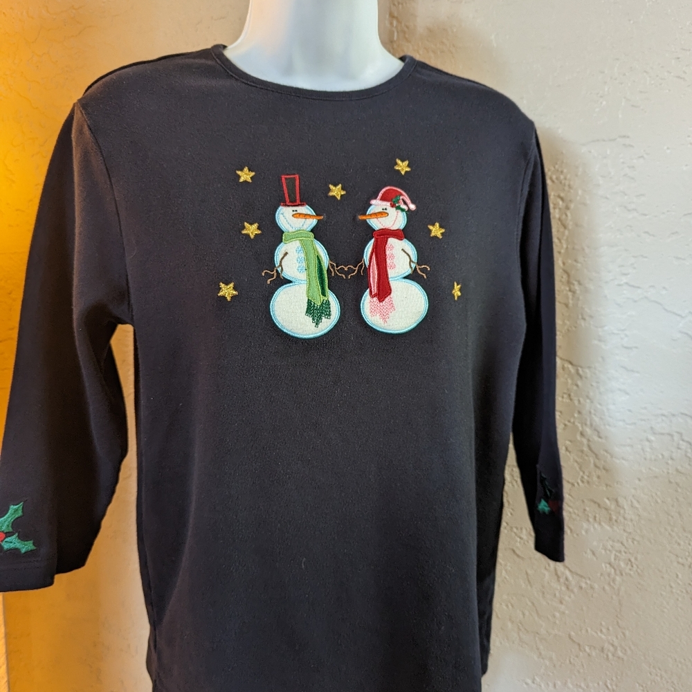 Women's Snowmen Christmas Tshirt Size Medium.